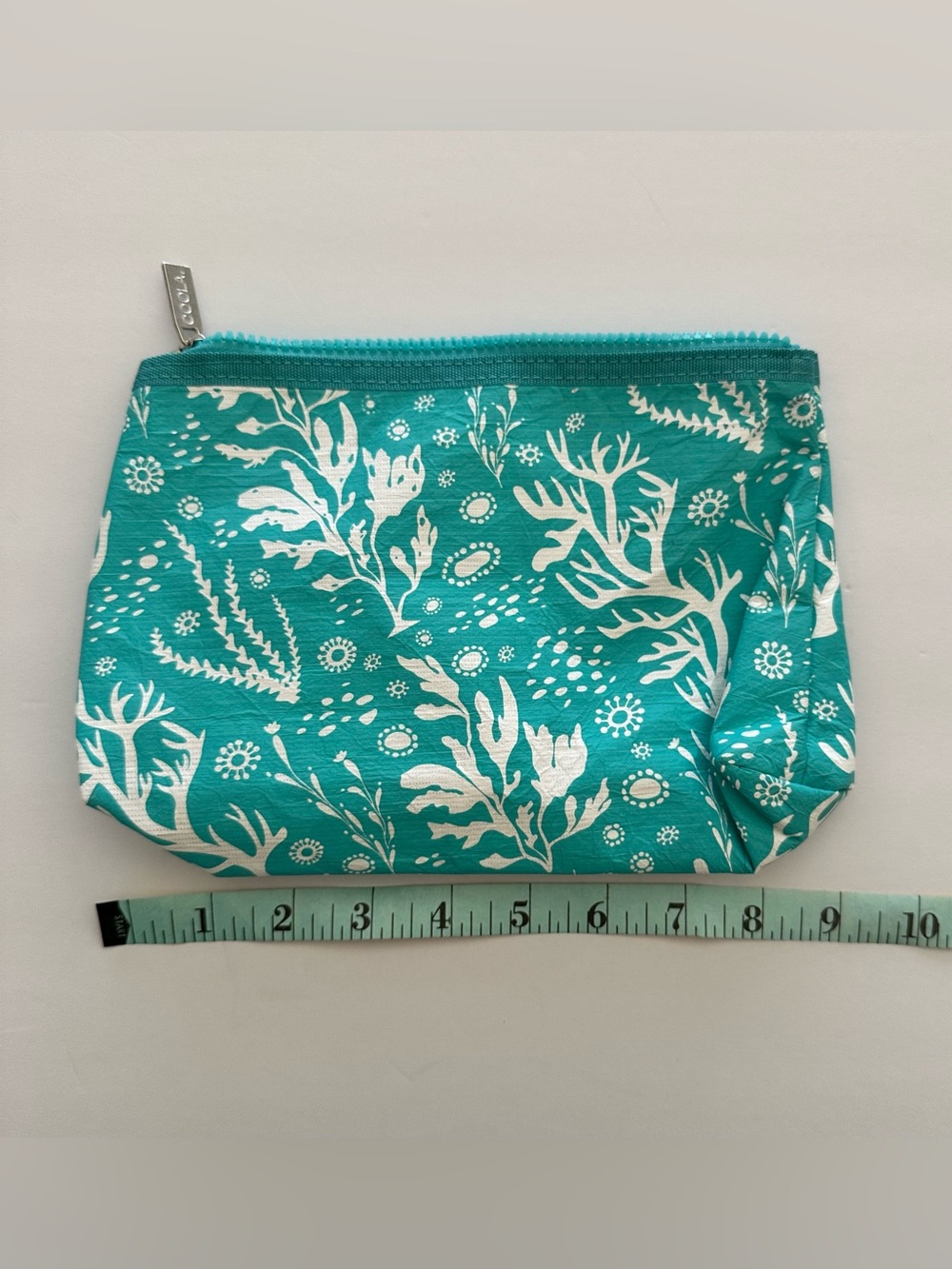 COOLA Teal and Bright Blue Zipper Cosmetic Pouch